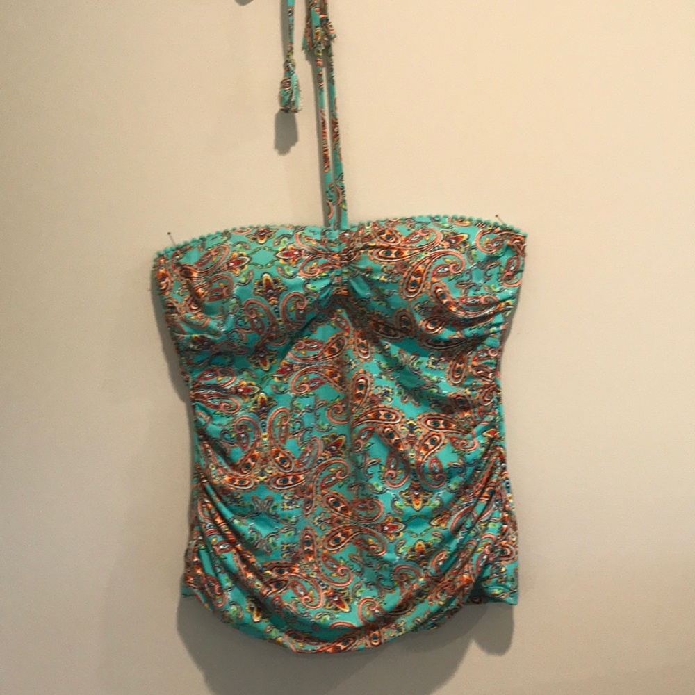 Bathing suit top-tanking